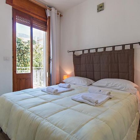 Casa Riccio Apartment Кала Гононе Екстериор снимка