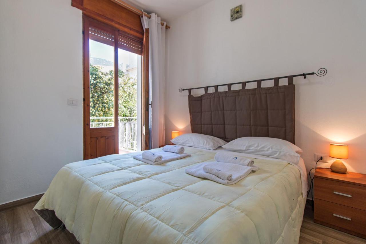 Casa Riccio Apartment Кала Гононе Екстериор снимка